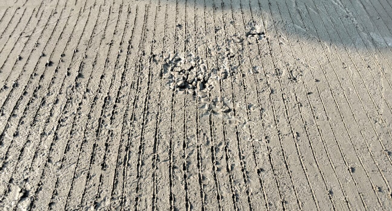 Diduga Asal Jadi dan Minim Transparansi, Proyek Rabat Beton di Baleendah Jadi Sorotan Warga