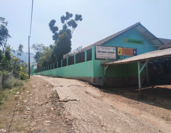 Revitalisasi SMP Negeri 1 Arjasari Dimulai, Penerapan K3 Ketat Jadi Prioritas Utama Proyek Senilai Rp2,4 Miliar