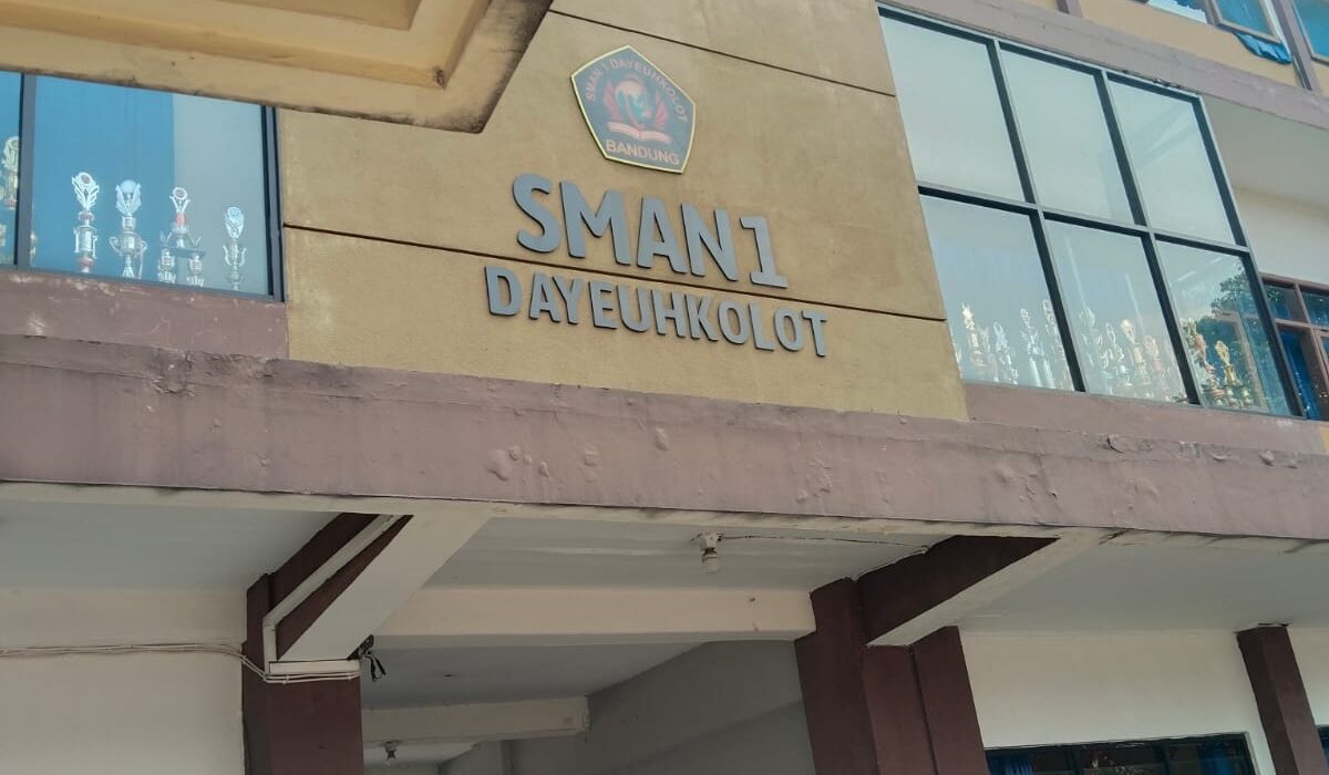 Diduga Enggan Ditemui Soal Pola SPMB, Kepsek SMAN 1 Dayeuhkolot Dikeluhkan Orang Tua Siswa