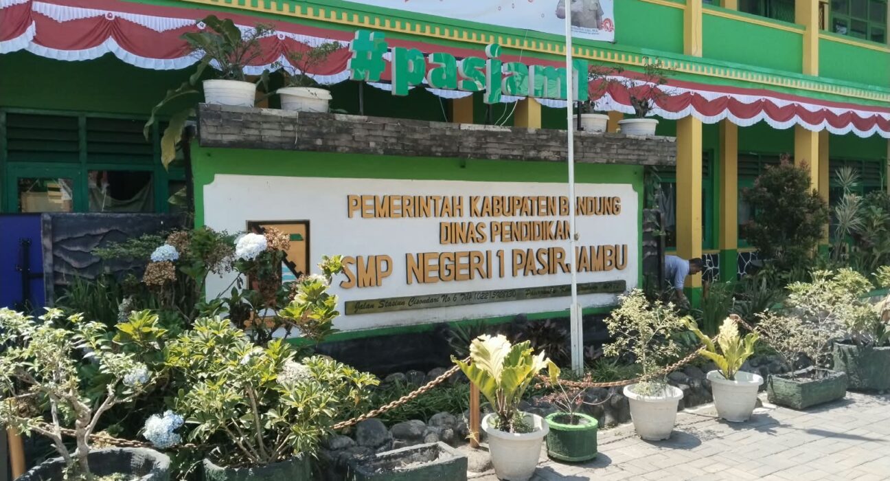 Diduga Abaikan K3 dan Minim Pengawasan, Proyek Rehabilitasi SMPN 1 Pasirjambu Disorot