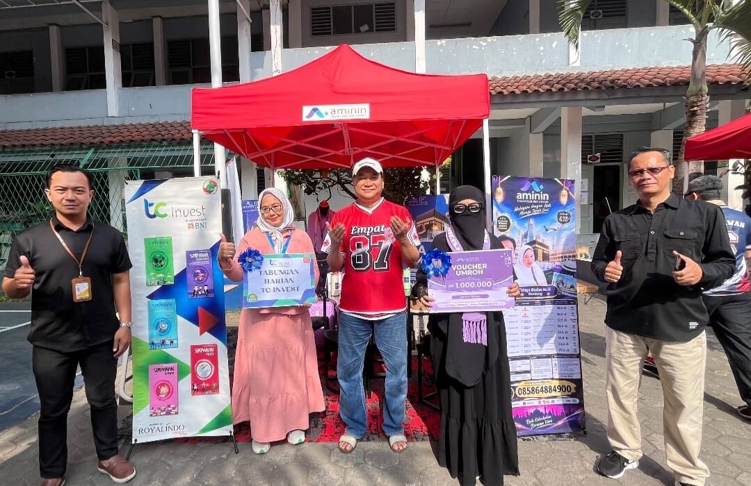 Aminin Travel Indonesia dan TC Invest Turut Berpartisipasi Pada Giat Bazaar Fun Basket Antar Alumni SMPN 4 Bandung.