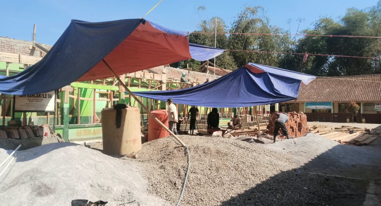 SDN Rancakole 04 Arjasari Mulai Proyek Revitalisasi Sekolah Senilai Rp1,14 Miliar
