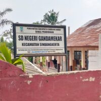 Program Revitalisasi SD Negeri Gandamekar Disorot, Kepemimpinan Kepala Sekolah Pertanyakan Transparansi Publik