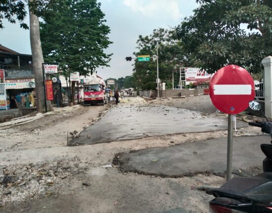 Kinerja Digenjot, Pelaksana Proyek Drainase Baleendah Sampaikan Permohonan Maaf dan Klarifikasi