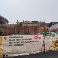Kontraktor Pelaksana Pembangunan RKB SDN Rancapanjang Buka Suara dan Pastikan Material Sesuai RAB